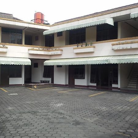 Hotel Sriwijaya バンドゥン エクステリア 写真