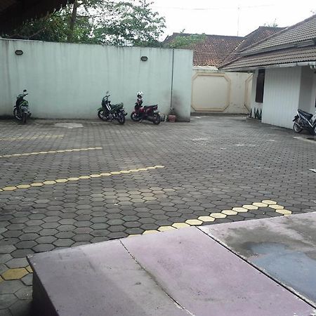 Hotel Sriwijaya バンドゥン エクステリア 写真